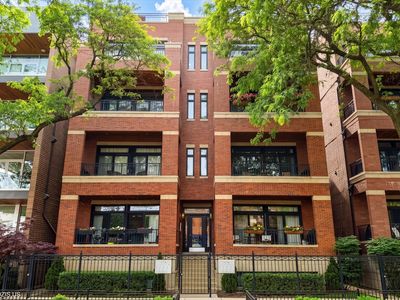 2914 N Sheffield Ave APT 4N