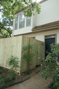 2100 Tanglewilde St APT 261