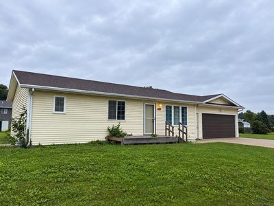 Property at 1810 Avenue I, Hawarden, IA