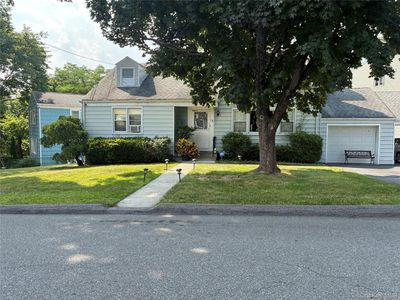 12 Westview Avenue