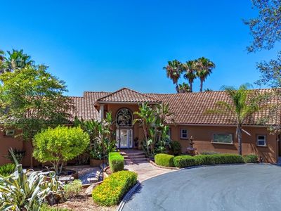 8888 Balmoral Dr