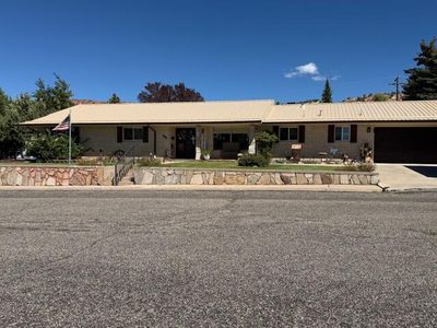 252 Altamira Ave