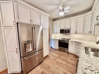 1516 Pine Pointe