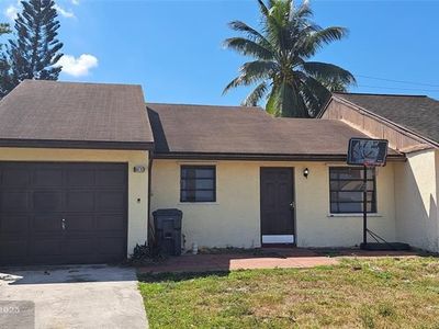 5078 AMBLER LN UNIT 01