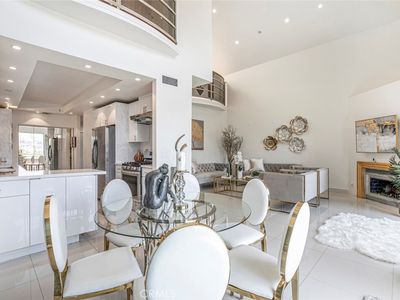 13331 Moorpark St UNIT 319