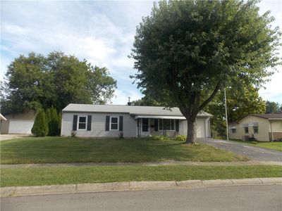 1738 Lundgren Rd