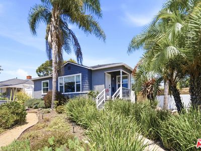 7952 Dunbarton Ave