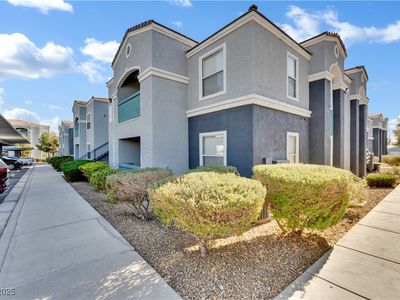 6955 N Durango Dr UNIT 1042