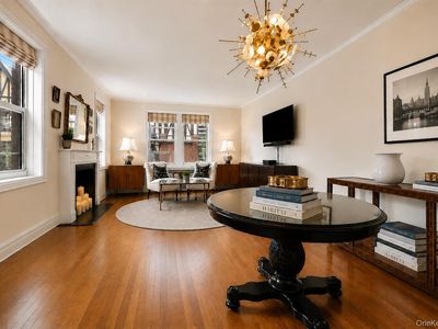 300 Main Street #5A