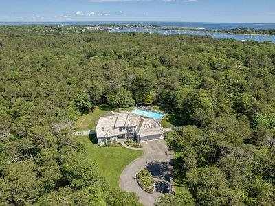 16 Witchwood Ln