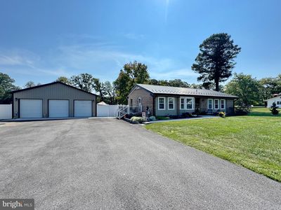 7406 Robin Rd