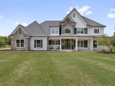 255 Lake Pointe Cv