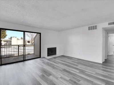 1909 Covillaud St APT 37