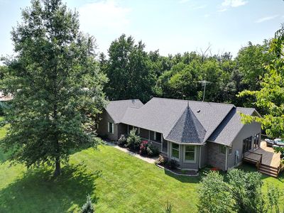 7511 Johnson Ln