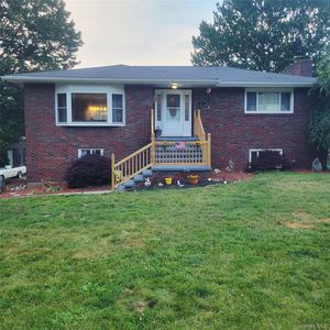 13 Lakeview Drive