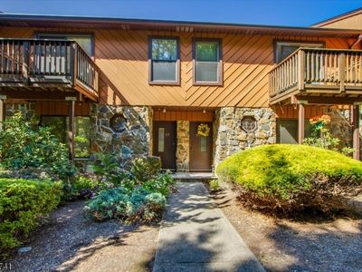 3F Brookside Hts BLDG 3 #F