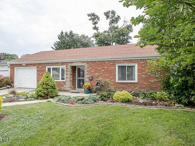 3215 Ravenwood Blvd