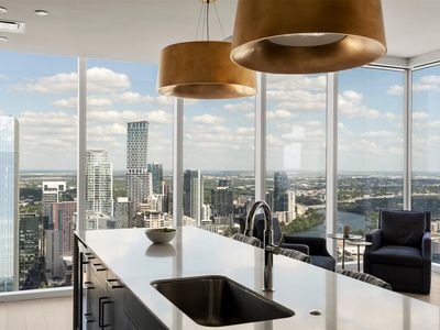 301 West Ave #5603