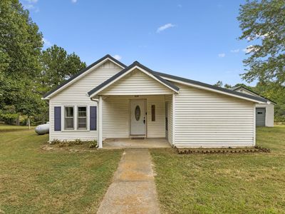2270 Fall River Rd