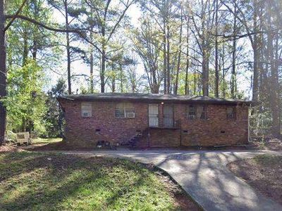 Property at 6421 Raymond Ter, Union City, GA
