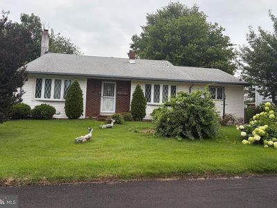 8460 Sheppard Rd