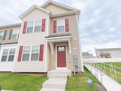 8 Moses Dr
