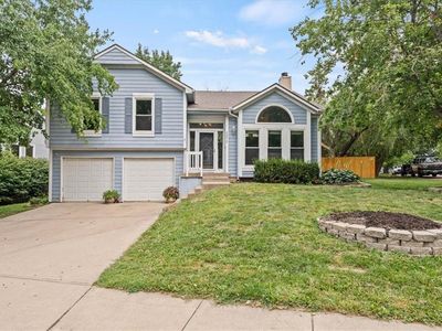 Property at 22012 W 48th St, Shawnee, KS