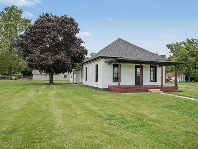 301 S Main St