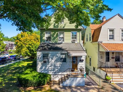 315 Sickles Avenue