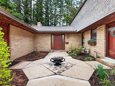 Property at 2727 S Lakeshore Dr APT A-2, Saint Joseph, MI