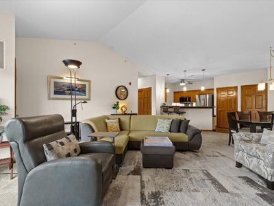 230 Hilldale DRIVE #1311