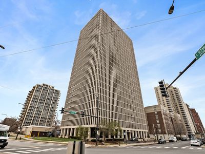 6700 S South Shore Dr APT 2J