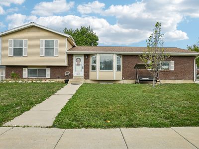 9571 S David St E