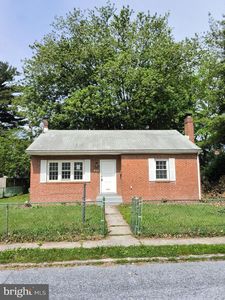 3912 Kingsley Dr