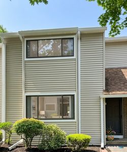 30 Orangewood West #30
