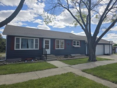 Property at 1019 E Erskine St, Pierre, SD