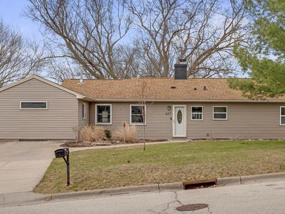 637 1st STREET NORTH North