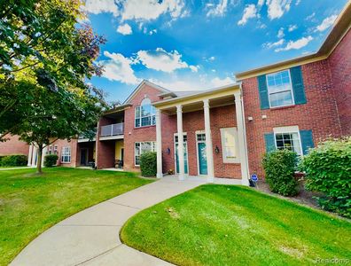 27104 Chesapeake Cir