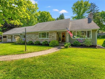 30 Lyndon Rd