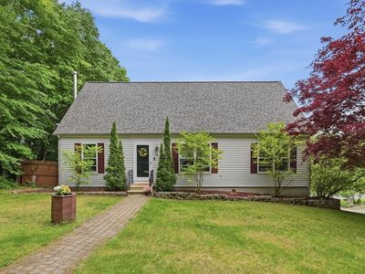 23 Oakmont St