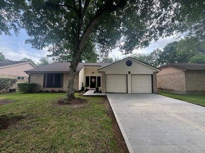 122 Greenshire Dr