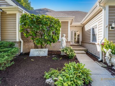 6 Sherwood Ct