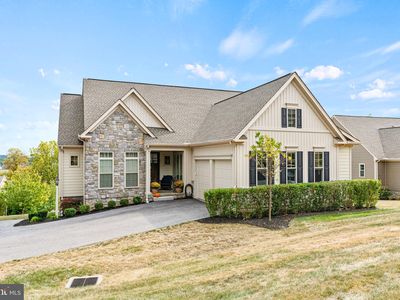 102 Maribel Ln