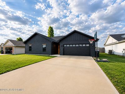 703 E Terrill Rd