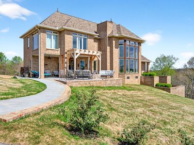 501 River Trace Dr