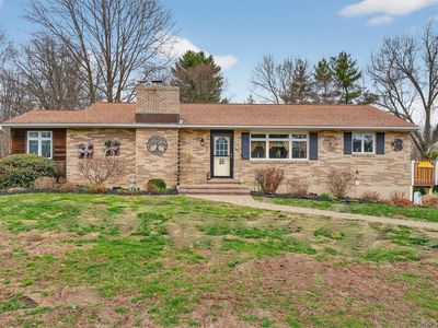 108 Williamsburg Court