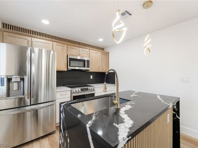 Property at 5332 River Glen Dr Unit 400, Spring Valley, NV
