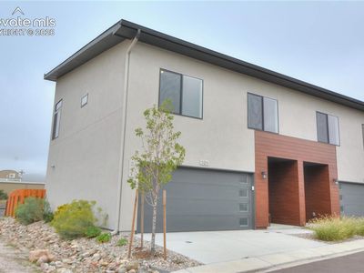 241 Front St Unit 101