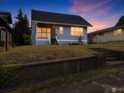 Property at 1019 Duryea Street, Raymond, WA