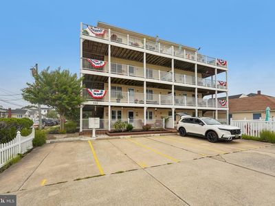 111 W Lavender Rd
